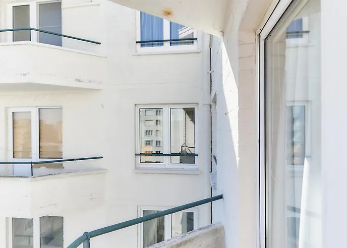 Lecomte - The Shoreline 131 公寓